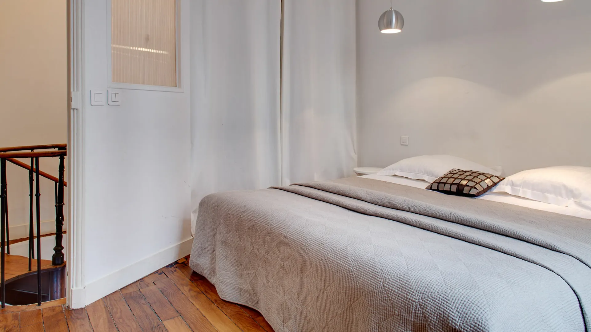 Europea - Invalides Apartment Paris 0*,  France